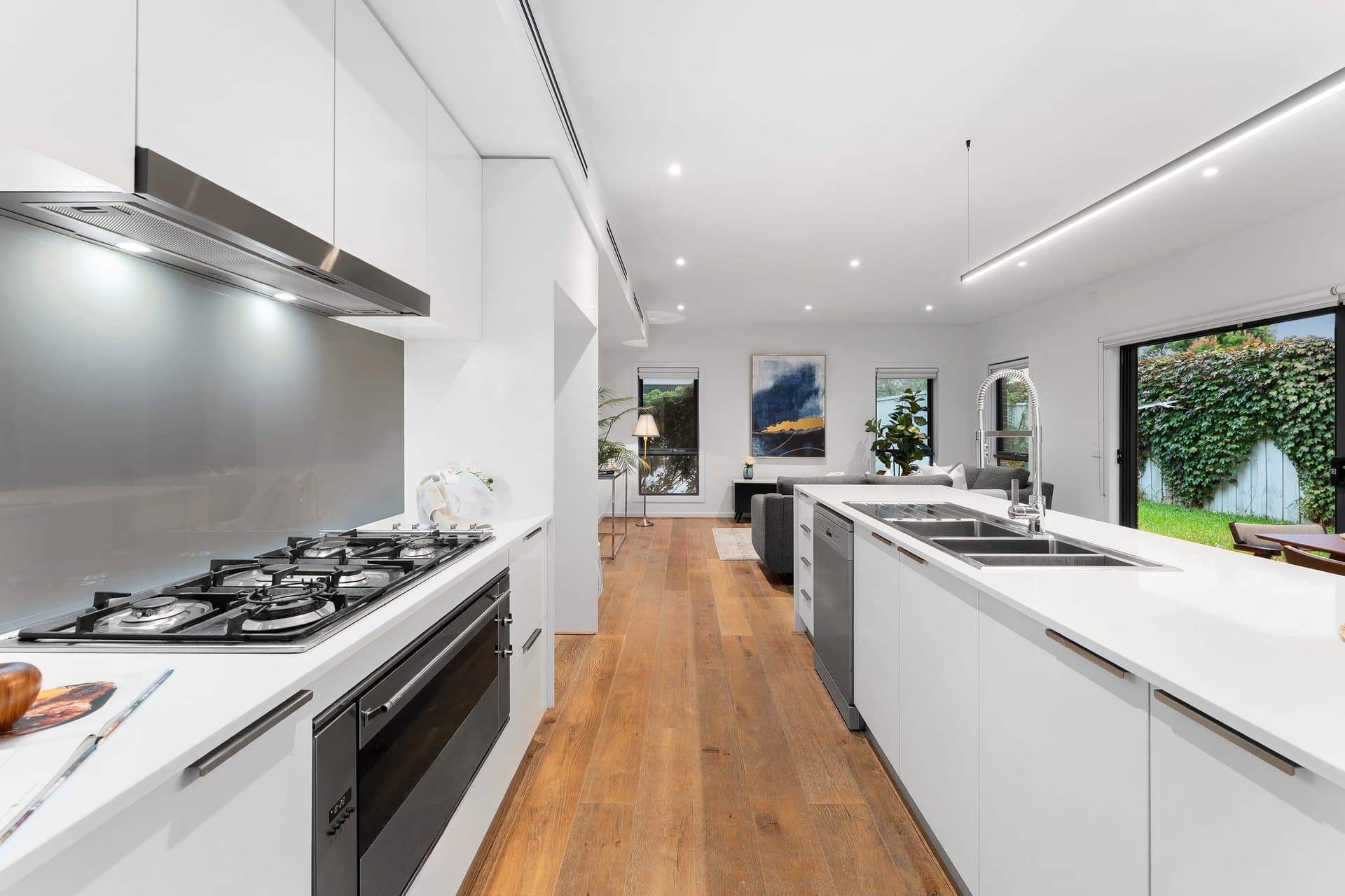 32 Miller Street, Heidelberg Heights - Thumbnail 5