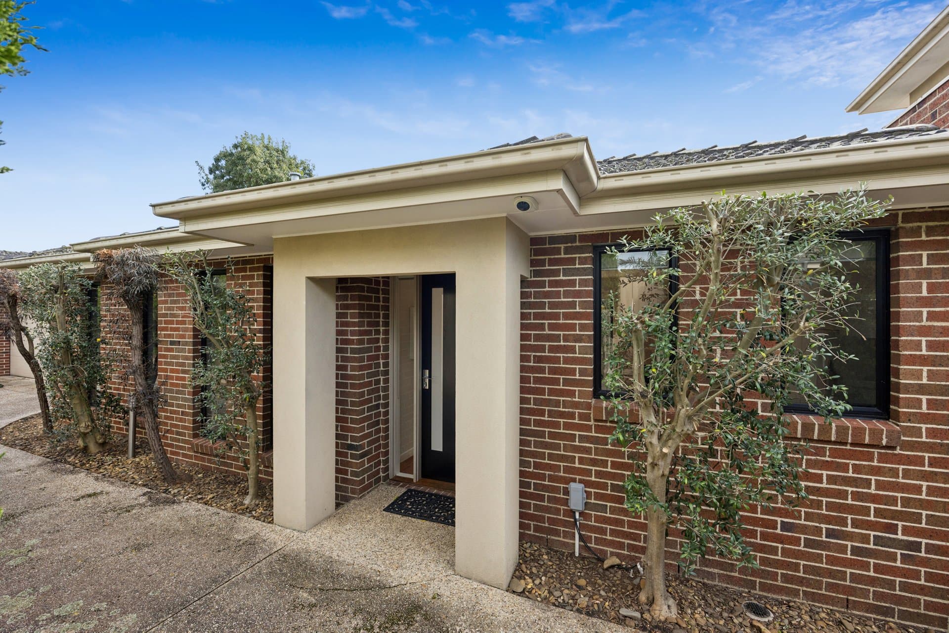 2/3 Moor Street, Bentleigh East - Image 1