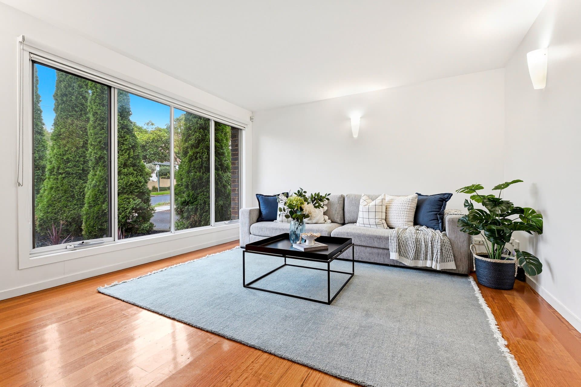 1/30 Warnes Road, Mitcham - Thumbnail 2