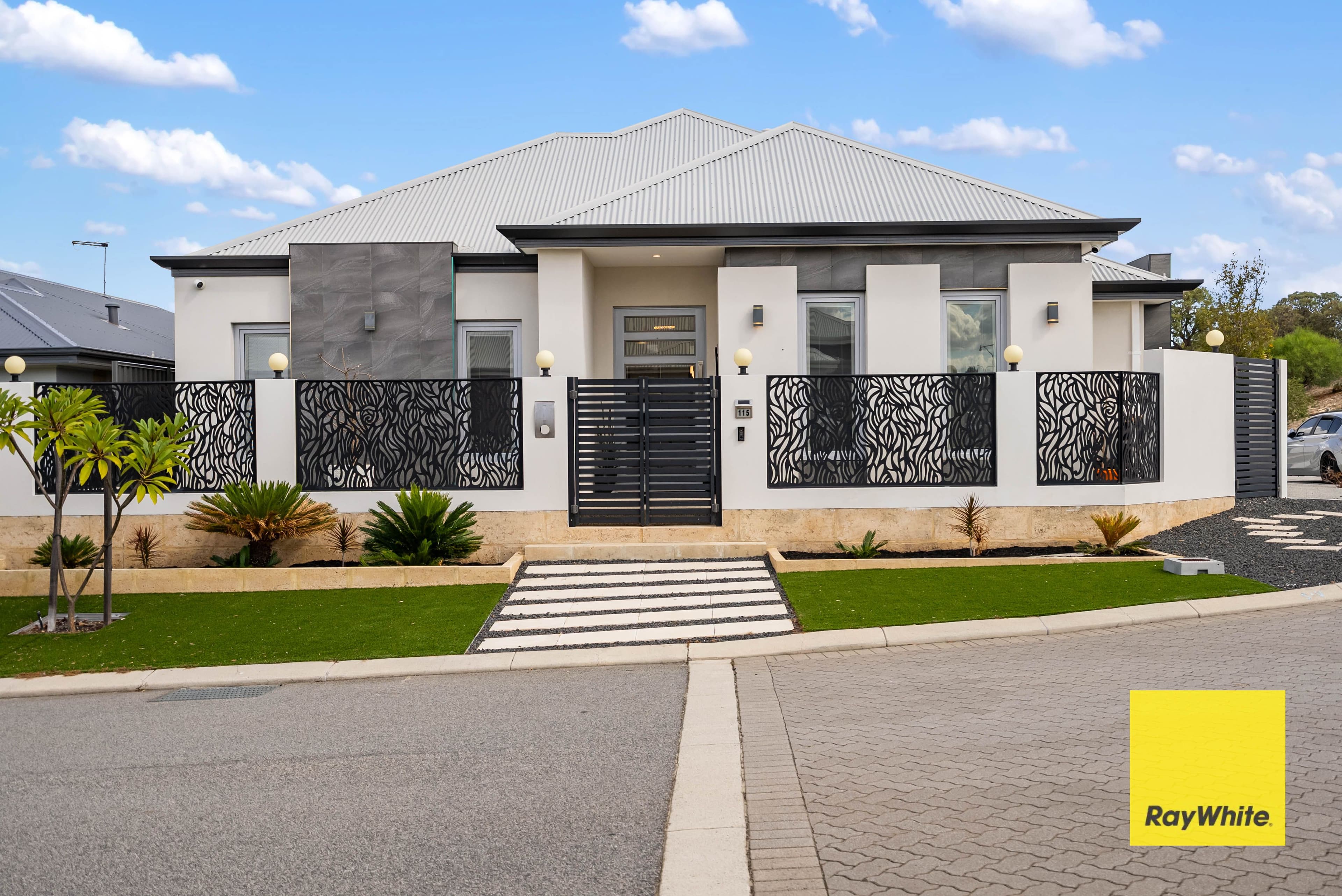 115 Turquoise Boulevard, TREEBY WA 6164, Treeby - Image 1