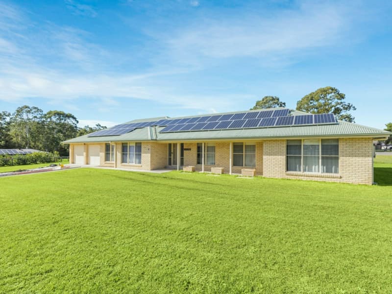8 Frame Drive, Abermain, Abermain - Image 1