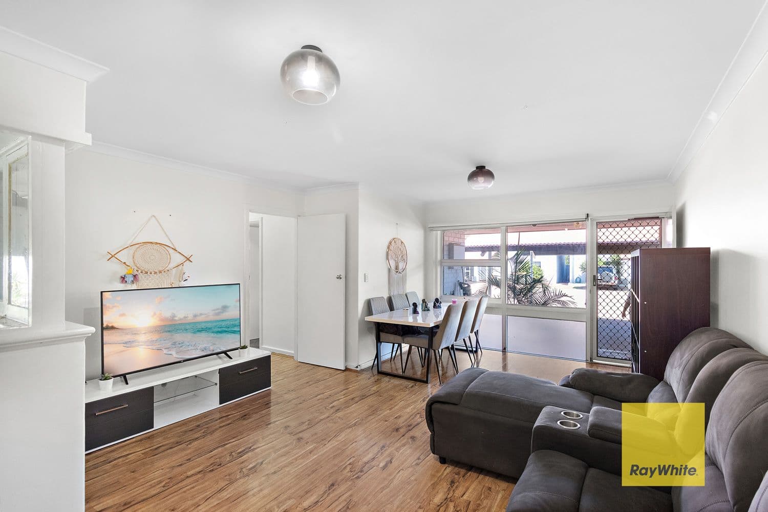 15B Calvert Way, Girrawheen WA 6064, Girrawheen - Image 1