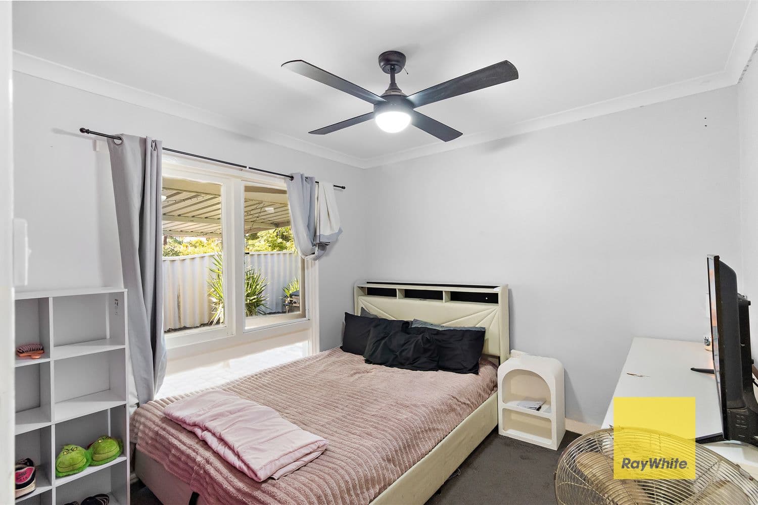 15B Calvert Way, Girrawheen WA 6064, Girrawheen - Thumbnail 7