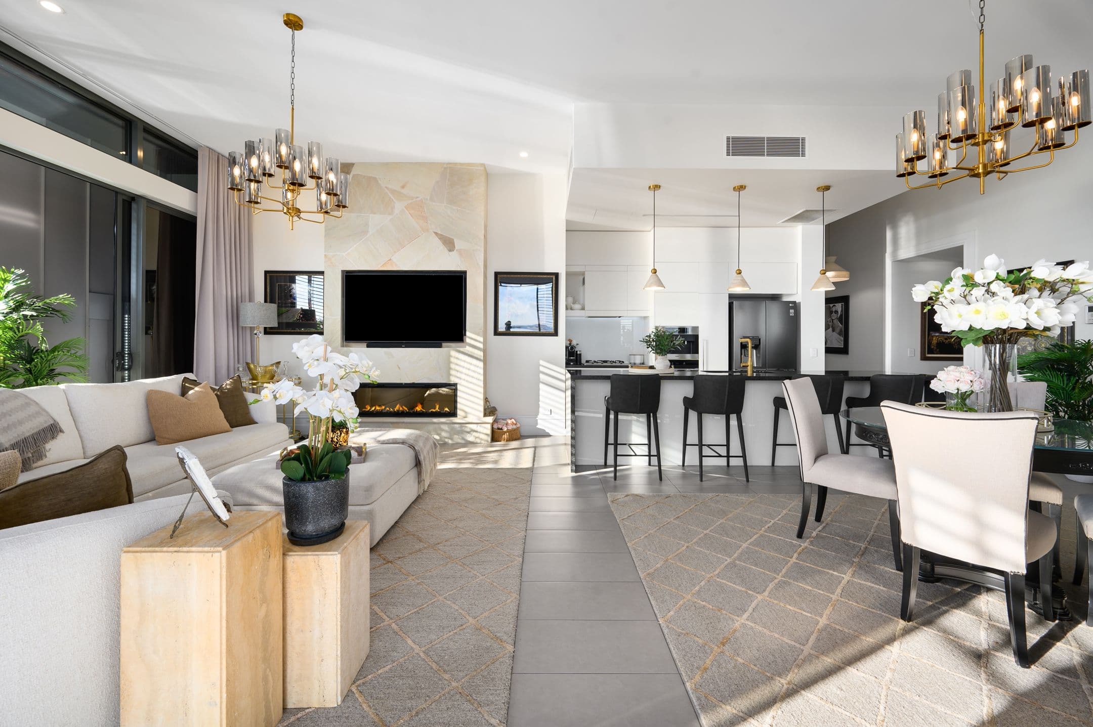 2401/1 Marina Promenade, Paradise Point QLD 4216, Paradise Point - Thumbnail 6