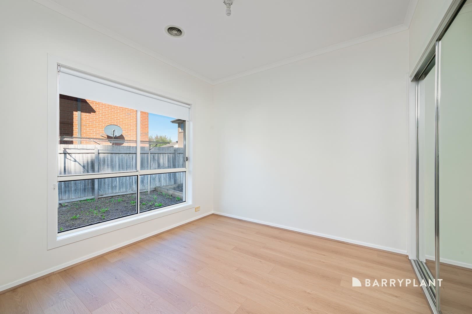 35 Waterlily Drive, Epping, VIC 3076, Epping - Thumbnail 6