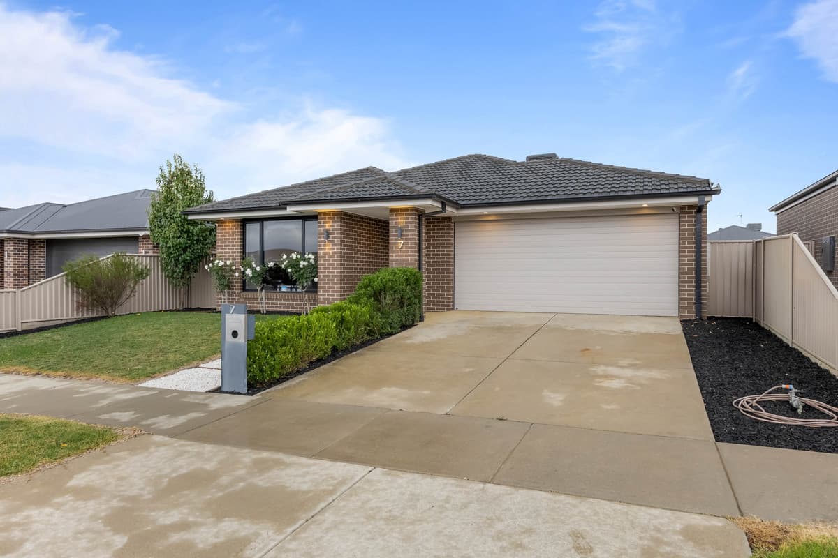 7 Red Robin Drive, Winter Valley VIC 3358, Winter Valley - Thumbnail 4