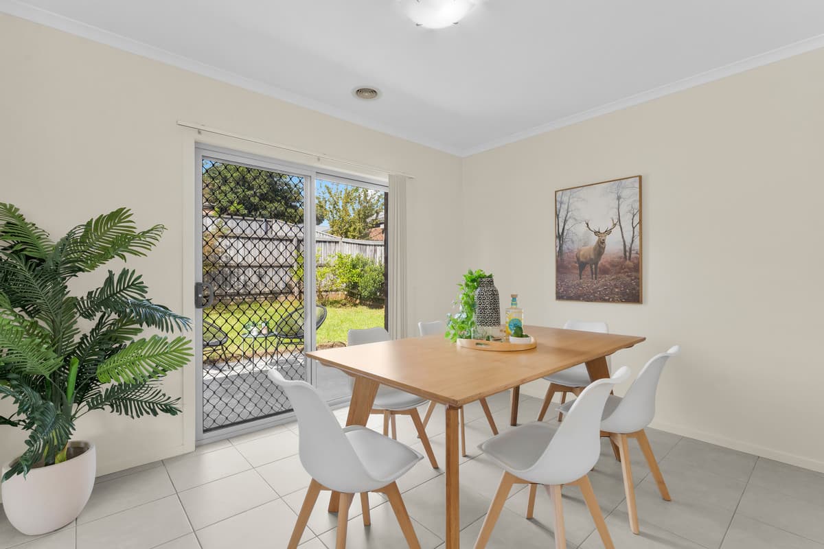12 Young Street, Pakenham VIC 3810, Pakenham - Thumbnail 7