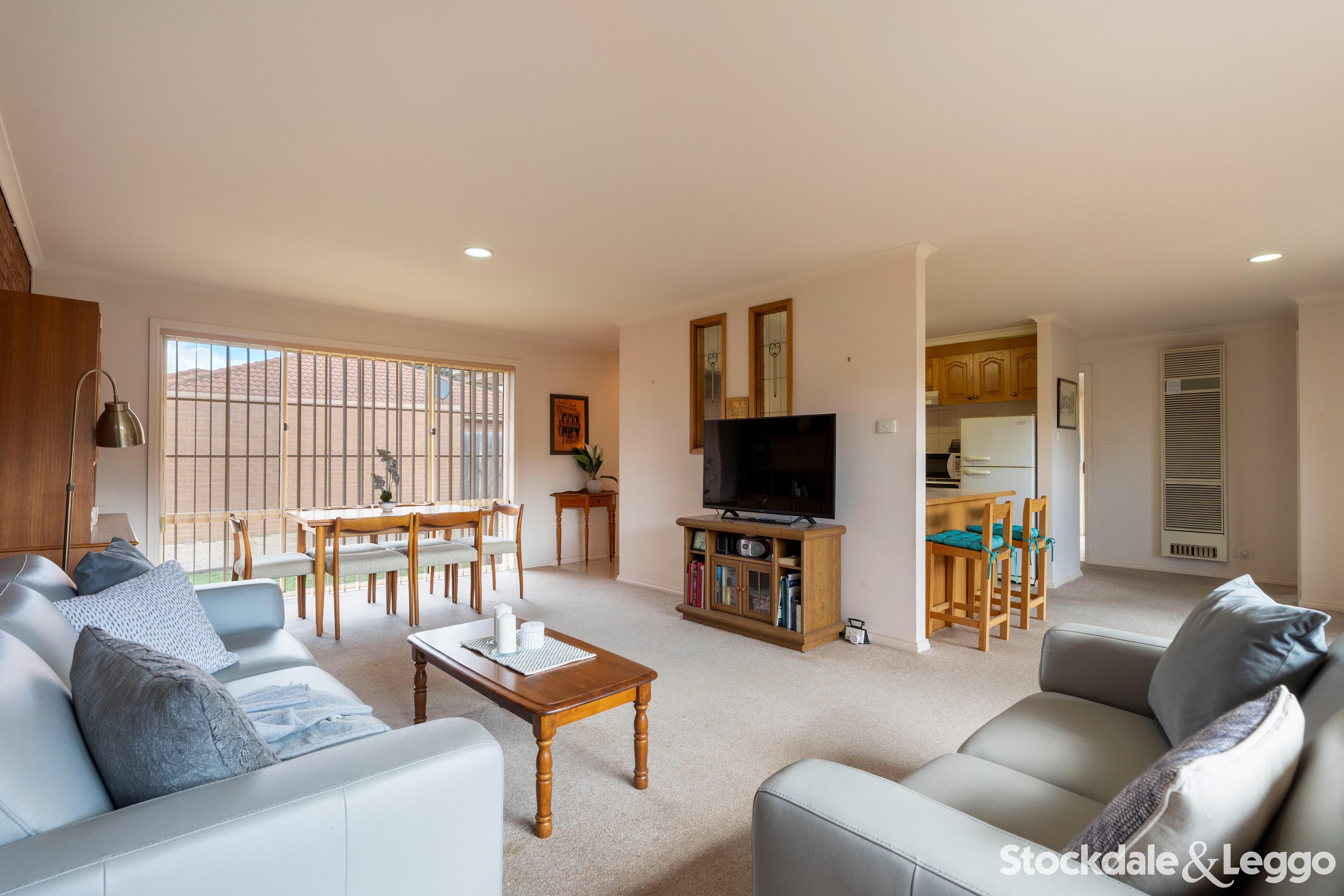 2/101 Pasley Street, Sunbury VIC, Sunbury - Thumbnail 2