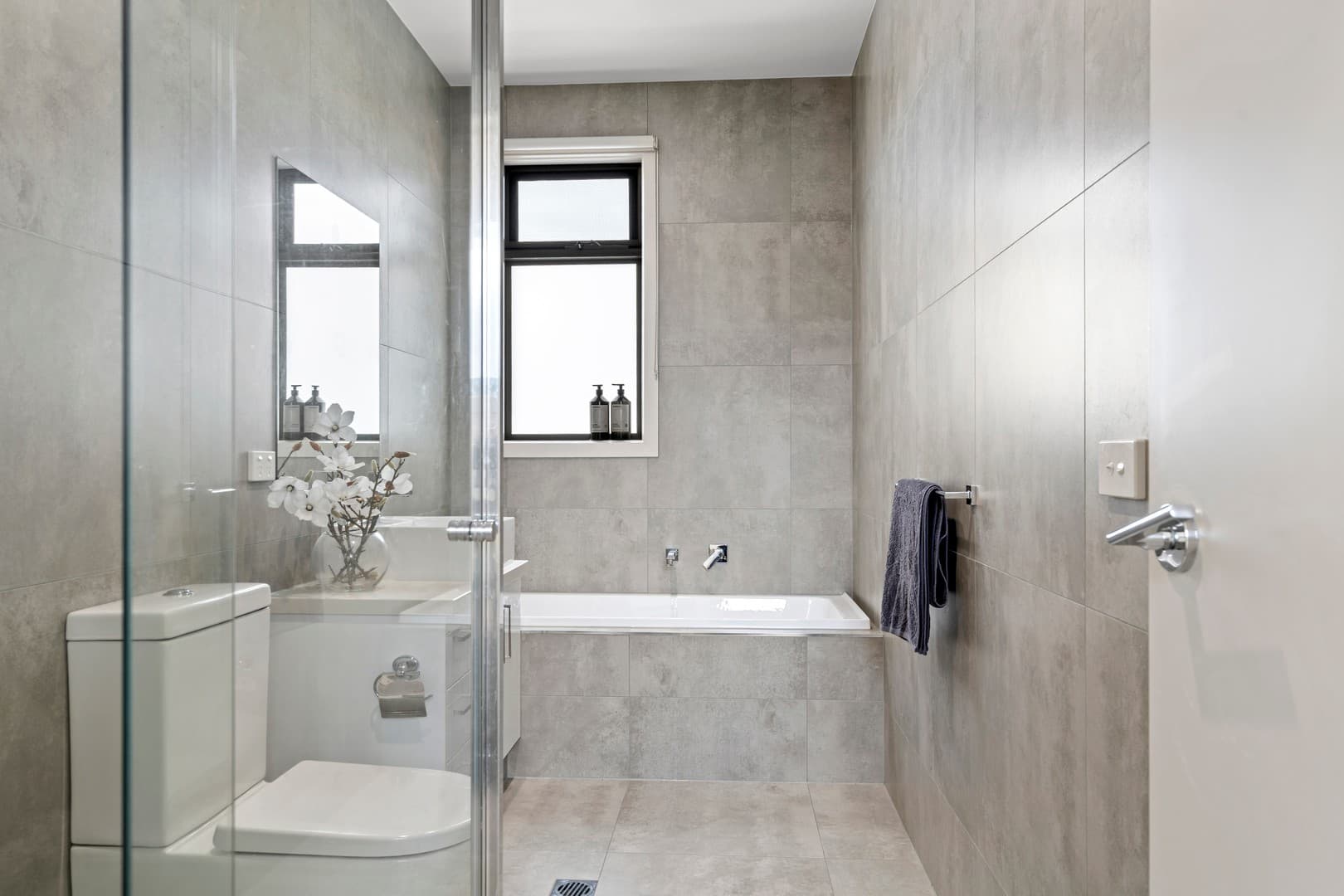 2/70 King Street, Airport West, VIC 3042, Airport West - Thumbnail 8