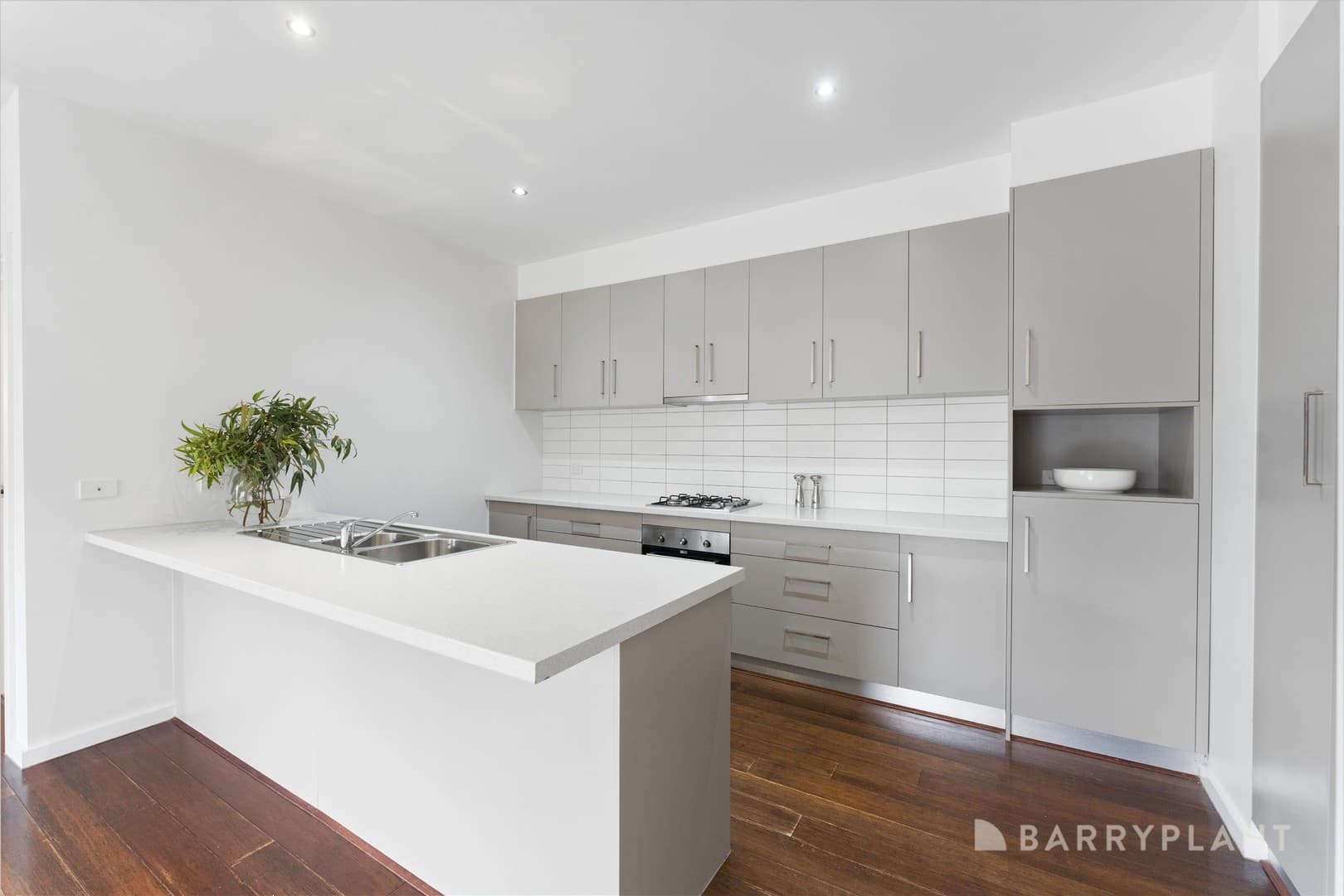 5 Adams Street, St Albans, VIC 3021, St Albans - Thumbnail 2