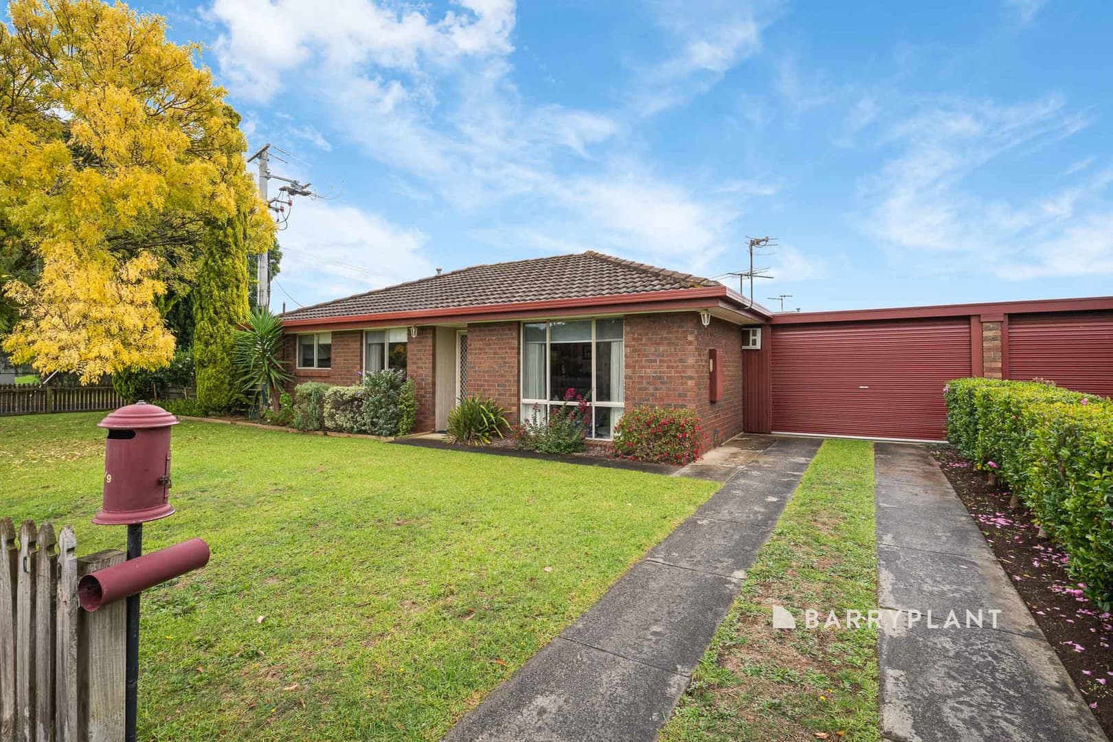 1/9 Archibald Crescent, Warragul, VIC 3820, Warragul - Thumbnail 2