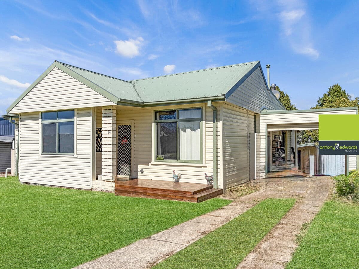 24 Wyatt Street, Goulburn NSW 2580, Goulburn - Image 1