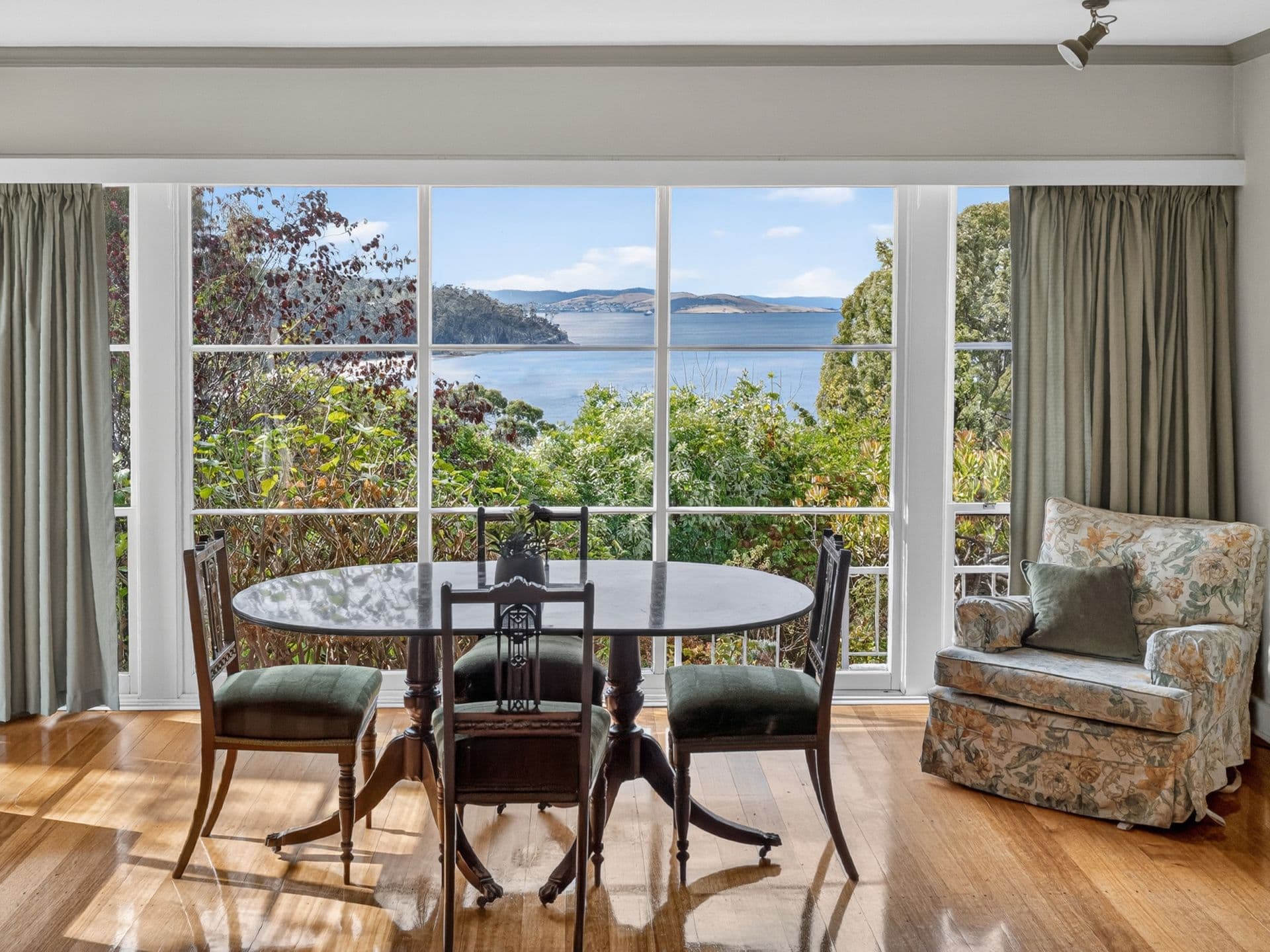 60 Roslyn Avenue, Kingston Beach, TAS, 7050, Kingston Beach - Thumbnail 6