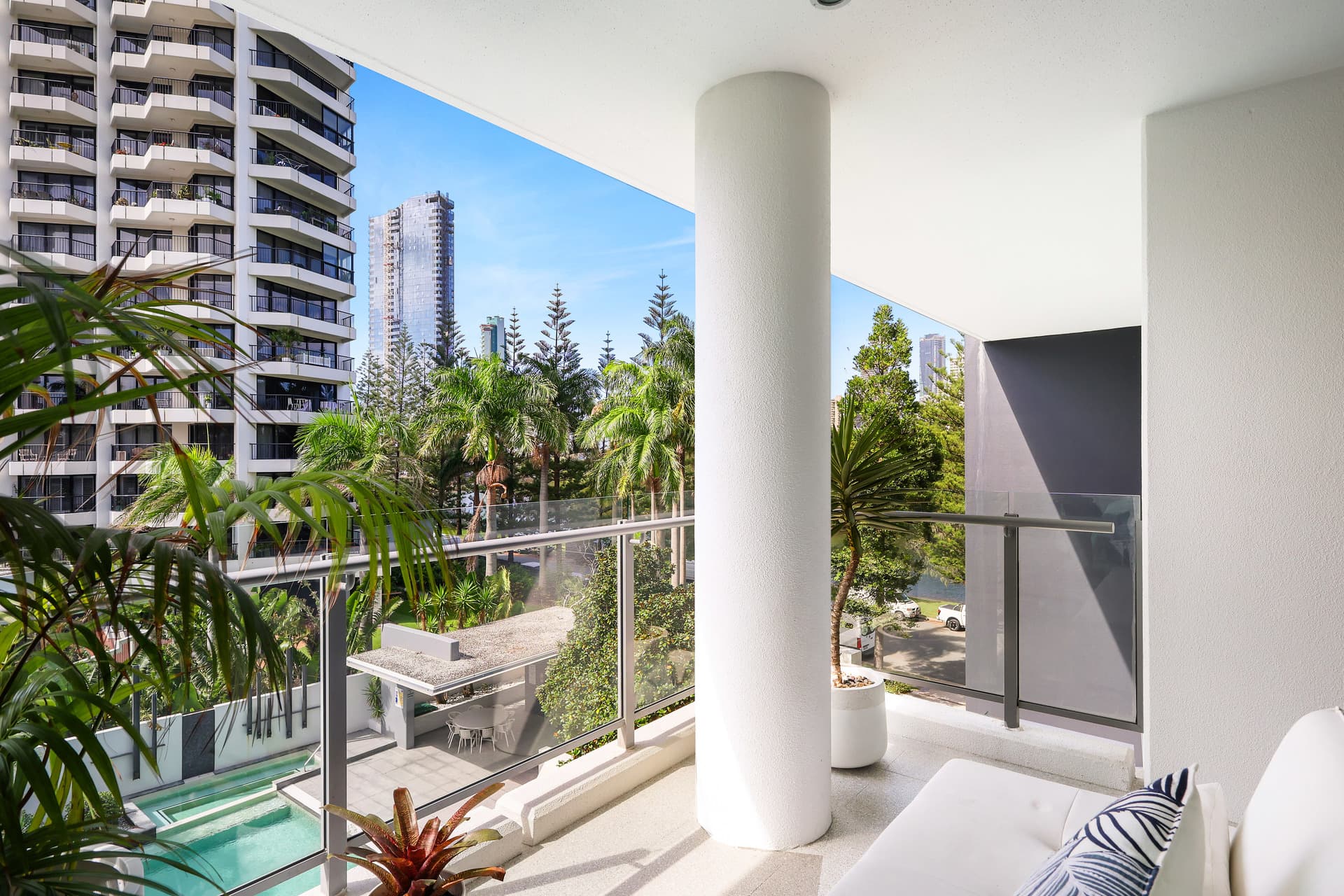 302/11-13 Hill Parade, Main Beach, QLD, 4217, Main Beach - Thumbnail 6