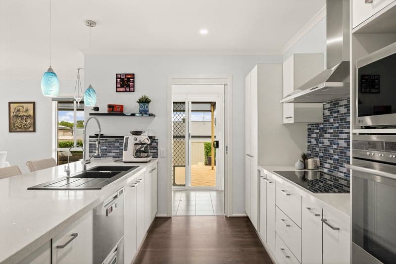 7 Sandano Avenue, Sellicks Beach - Thumbnail 4