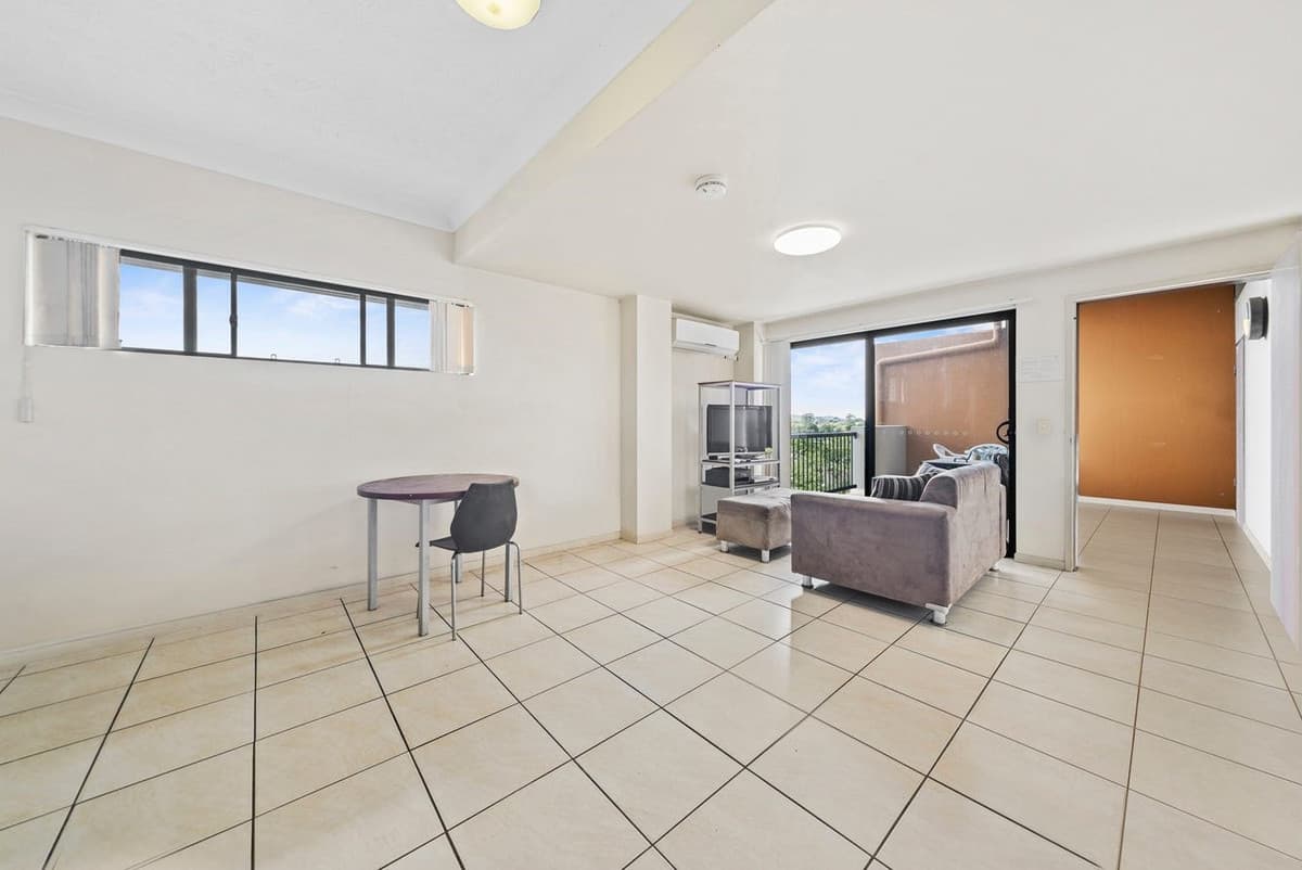 1848 Logan Road, Upper Mount Gravatt - Thumbnail 4
