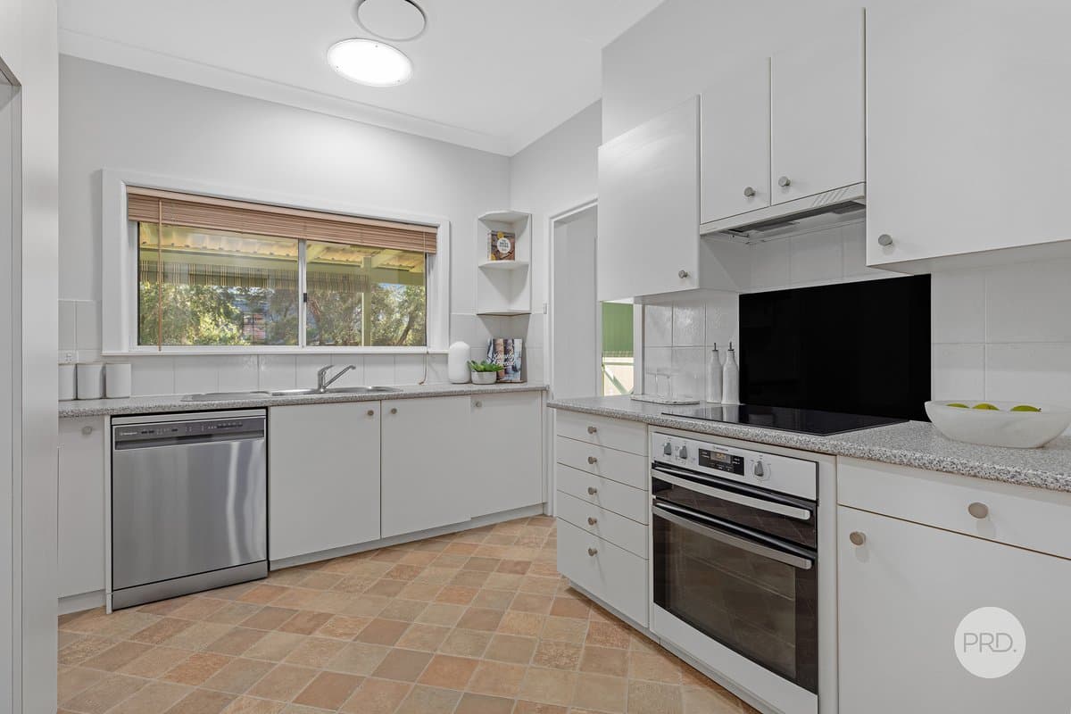 20 Tournay Street, PEAKHURST NSW 2210, Peakhurst - Thumbnail 6