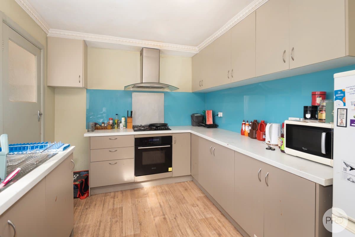 3 Miller Street, SEBASTOPOL VIC 3356, Sebastopol Property Image - Thumbnail 2