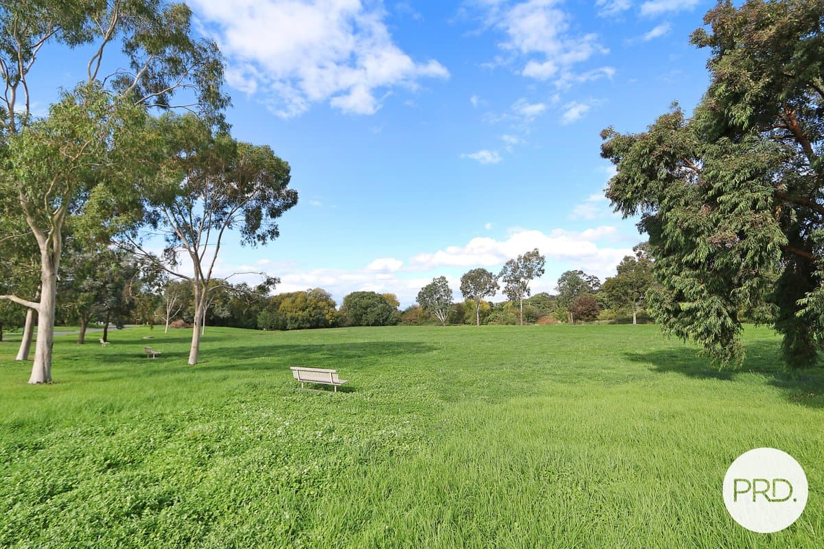 23 Kendall Drive, HAMILTON VALLEY NSW 2641, Hamilton Valley - Thumbnail 2