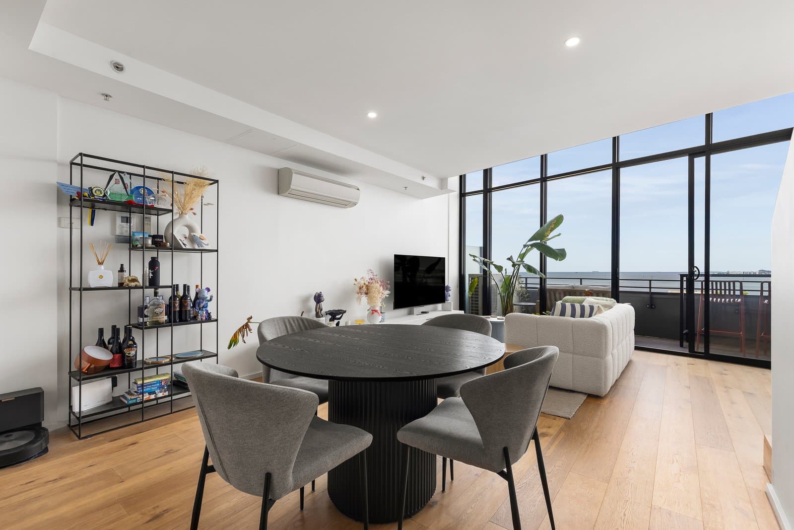 805/55 Bay Street, Port Melbourne, Port Melbourne - Thumbnail 5