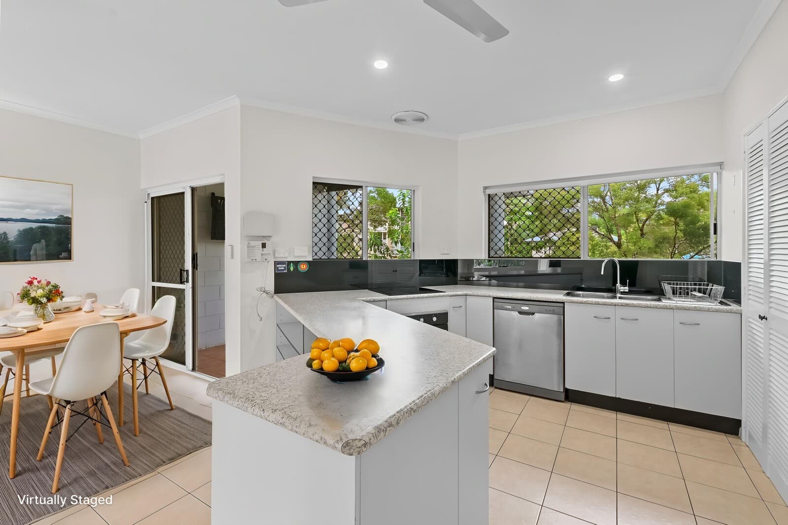 6/8-14 ROSE STREET Westcourt QLD 4870, Westcourt - Thumbnail 3