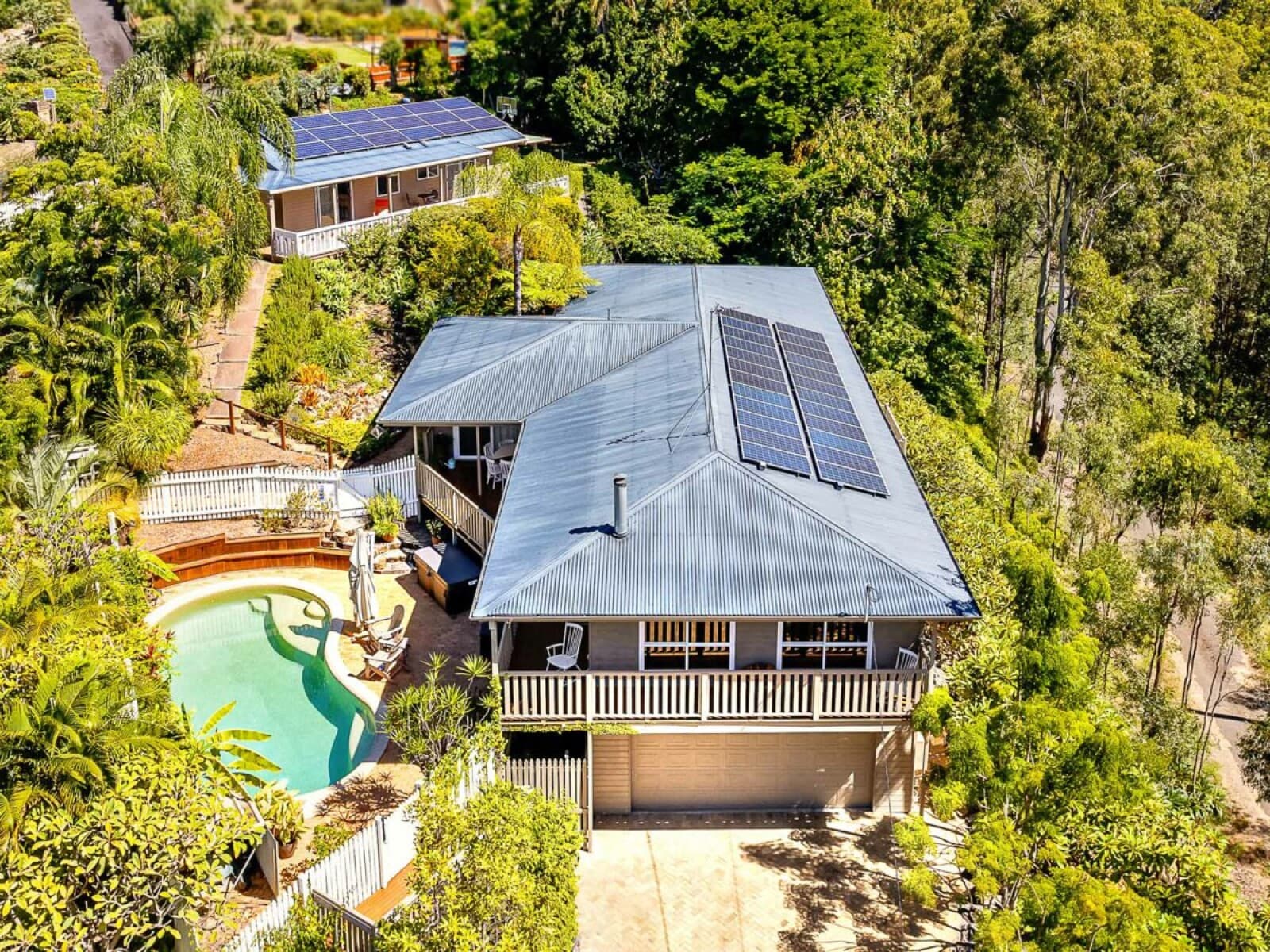 33 Glenrowan Drive Tallai QLD 4213, Tallai - Image 1
