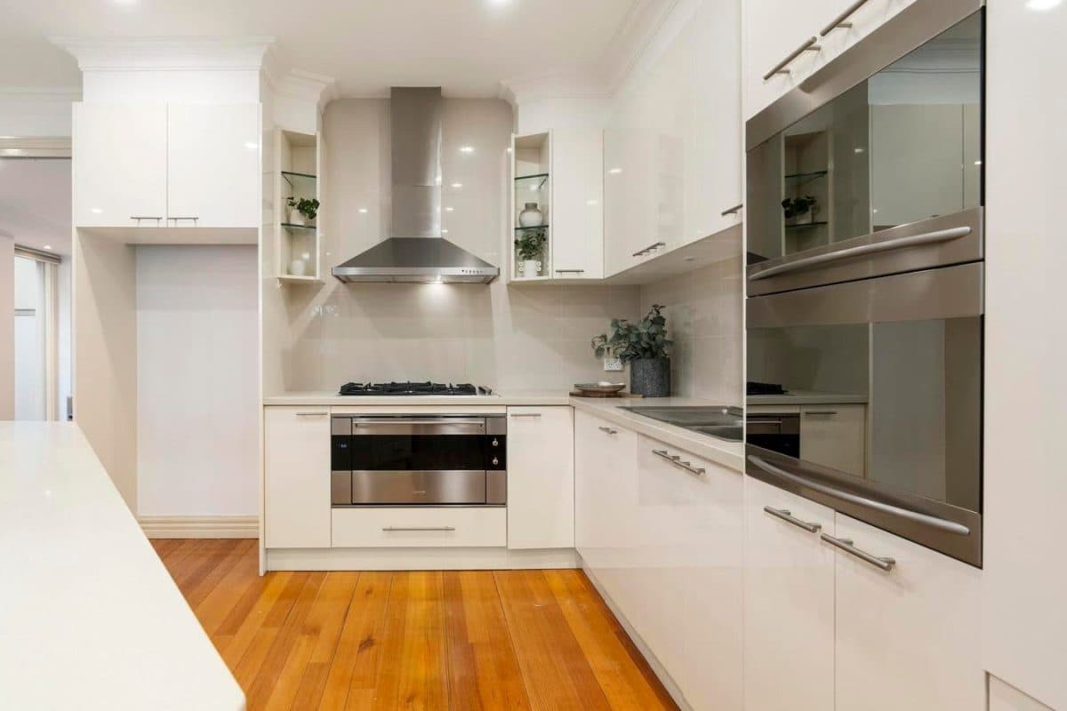 22 Irilbarra Road, CANTERBURY  VIC  3126, Canterbury - Thumbnail 6