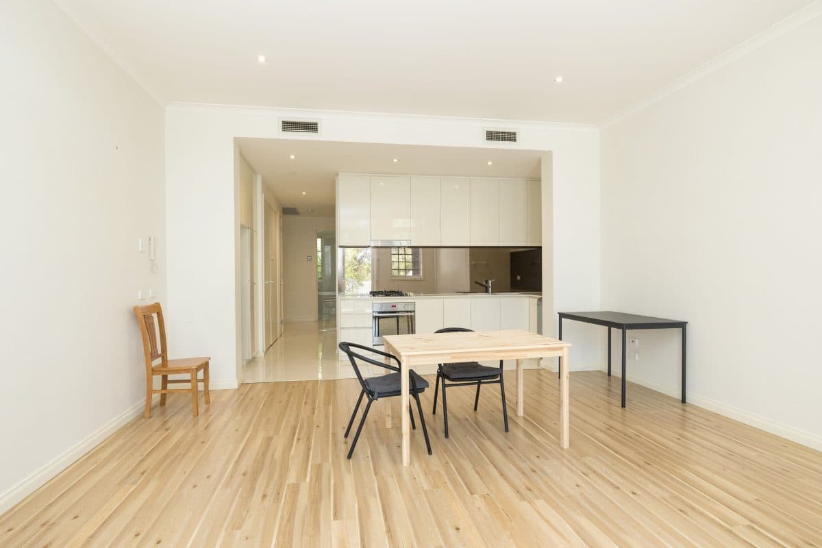 3/30 Linacre Drive, BUNDOORA  VIC  3083, Bundoora - Thumbnail 2