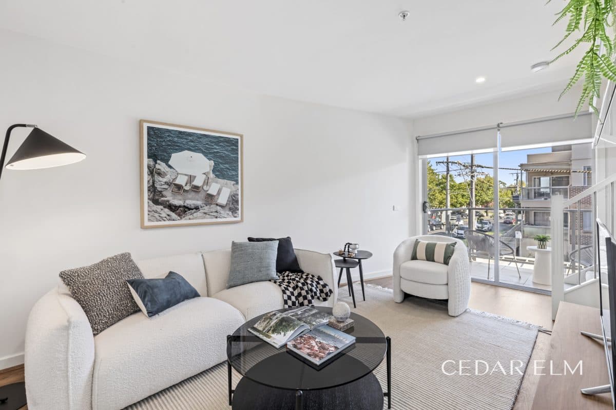 1/79 Atherton Road, OAKLEIGH  VIC  3166, Oakleigh - Thumbnail 2