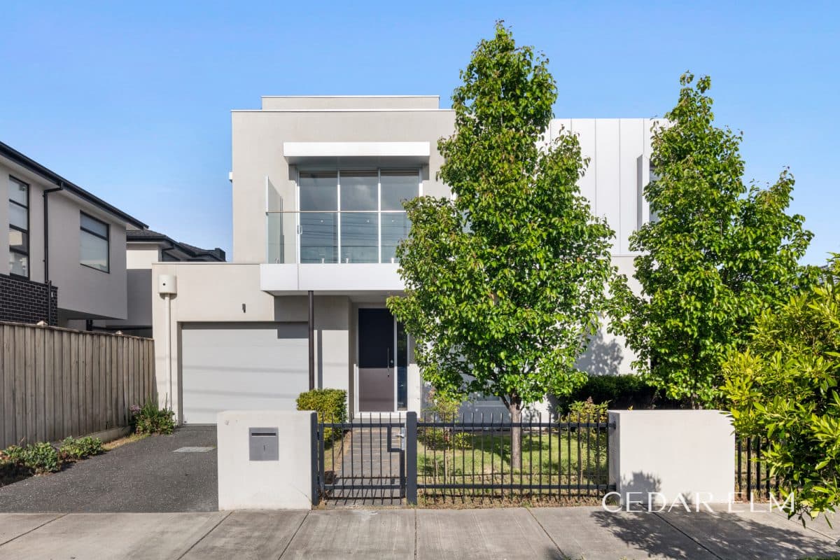 1/10 Francesco Street, BENTLEIGH EAST  VIC  3165, Bentleigh East - Image 1