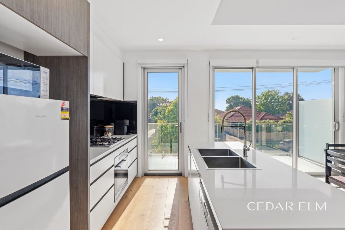 1/10 Francesco Street, BENTLEIGH EAST  VIC  3165, Bentleigh East - Thumbnail 3