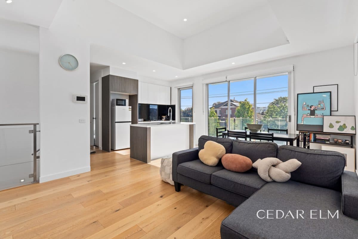 1/10 Francesco Street, BENTLEIGH EAST  VIC  3165, Bentleigh East - Thumbnail 5