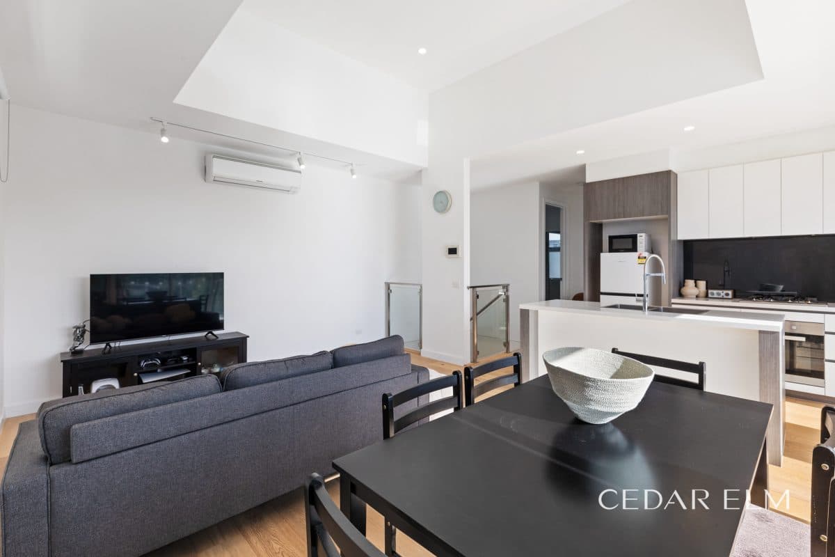 1/10 Francesco Street, BENTLEIGH EAST  VIC  3165, Bentleigh East - Thumbnail 6