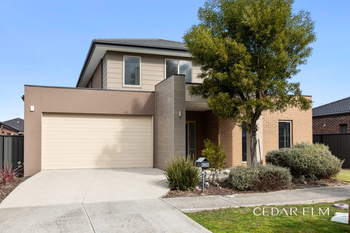 73 Escapade Boulevard, CRAIGIEBURN  VIC  3064, Craigieburn - Thumbnail 2