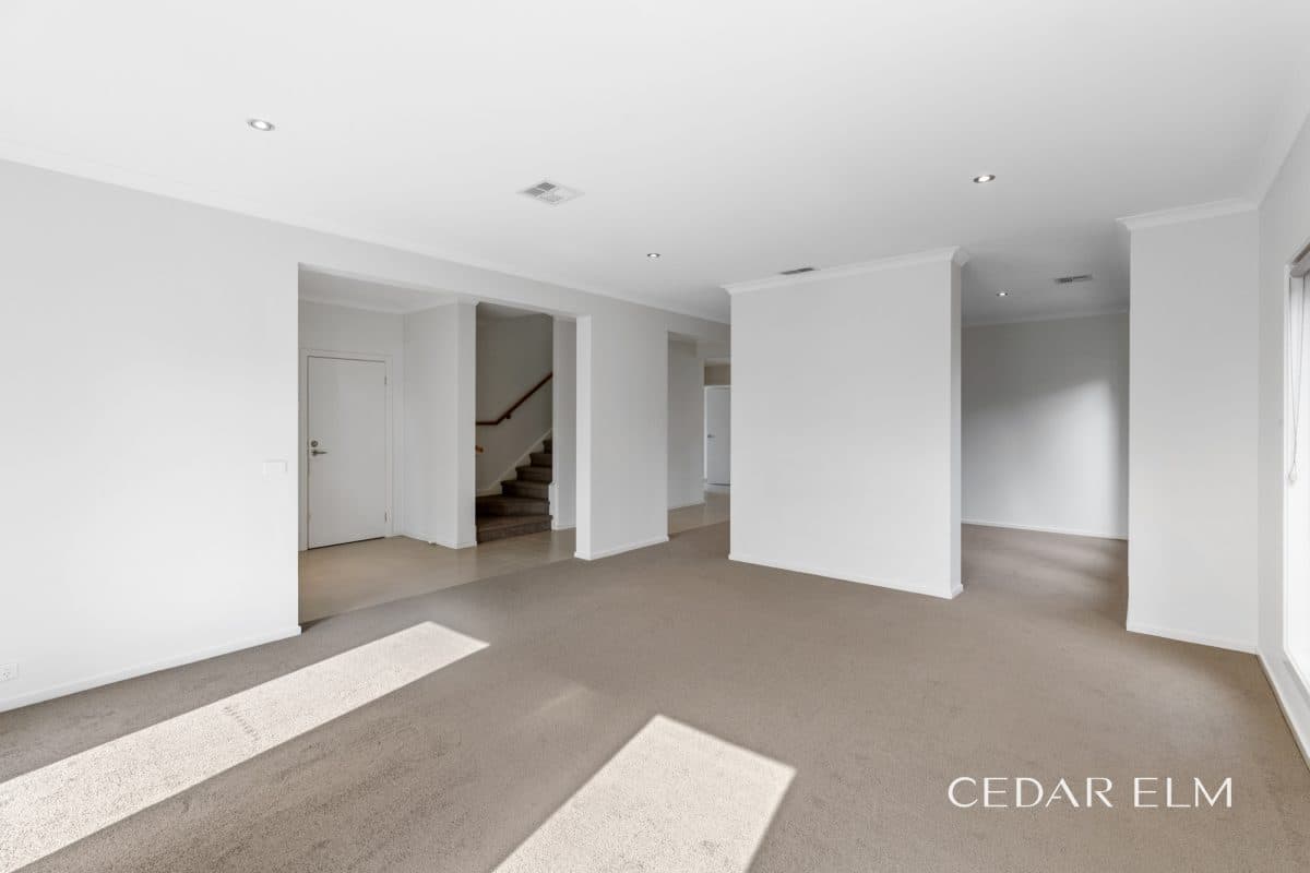 73 Escapade Boulevard, CRAIGIEBURN  VIC  3064, Craigieburn - Thumbnail 4