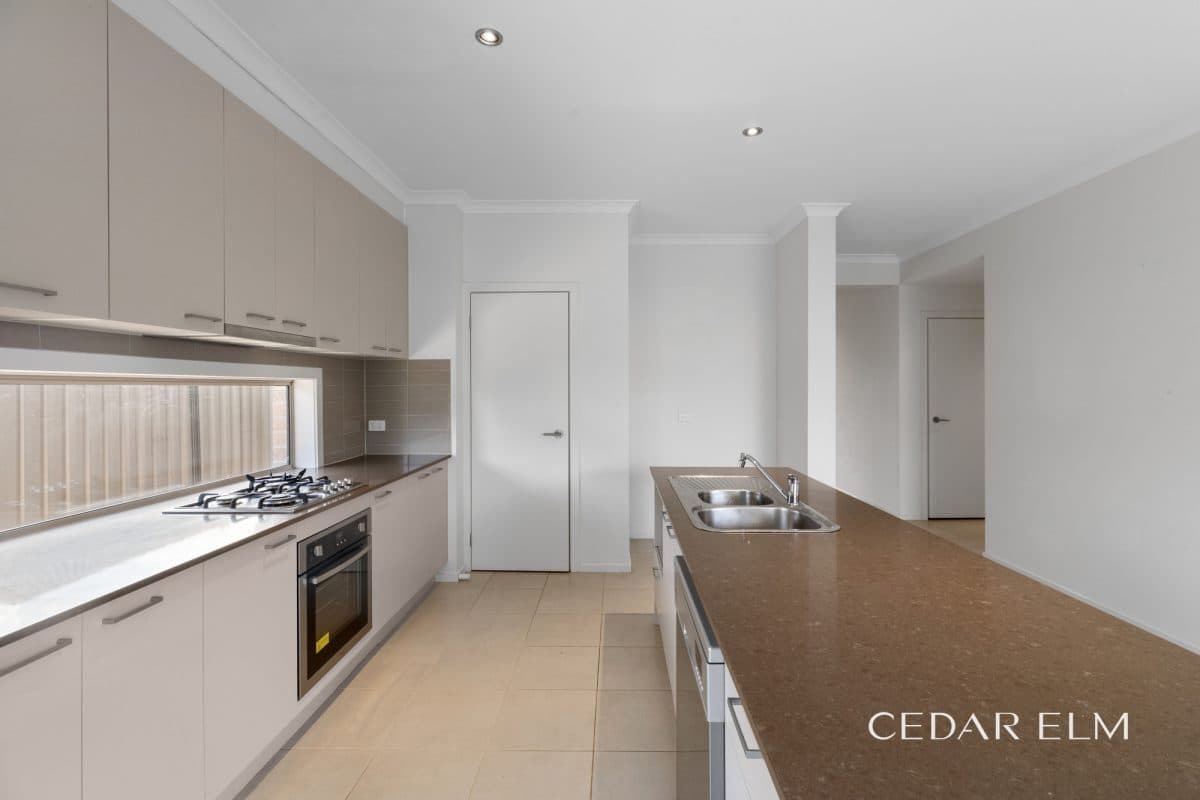 73 Escapade Boulevard, CRAIGIEBURN  VIC  3064, Craigieburn - Thumbnail 7