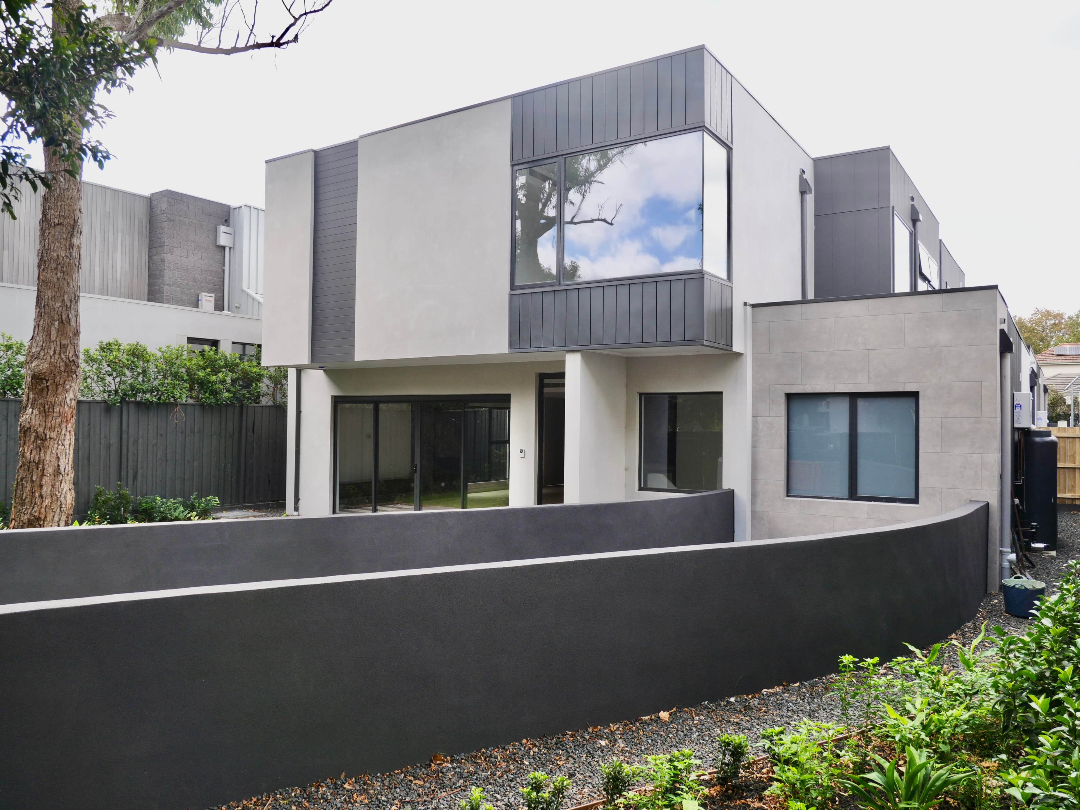 7 Sunhill Road, Glen Iris, Glen Iris - Image 1
