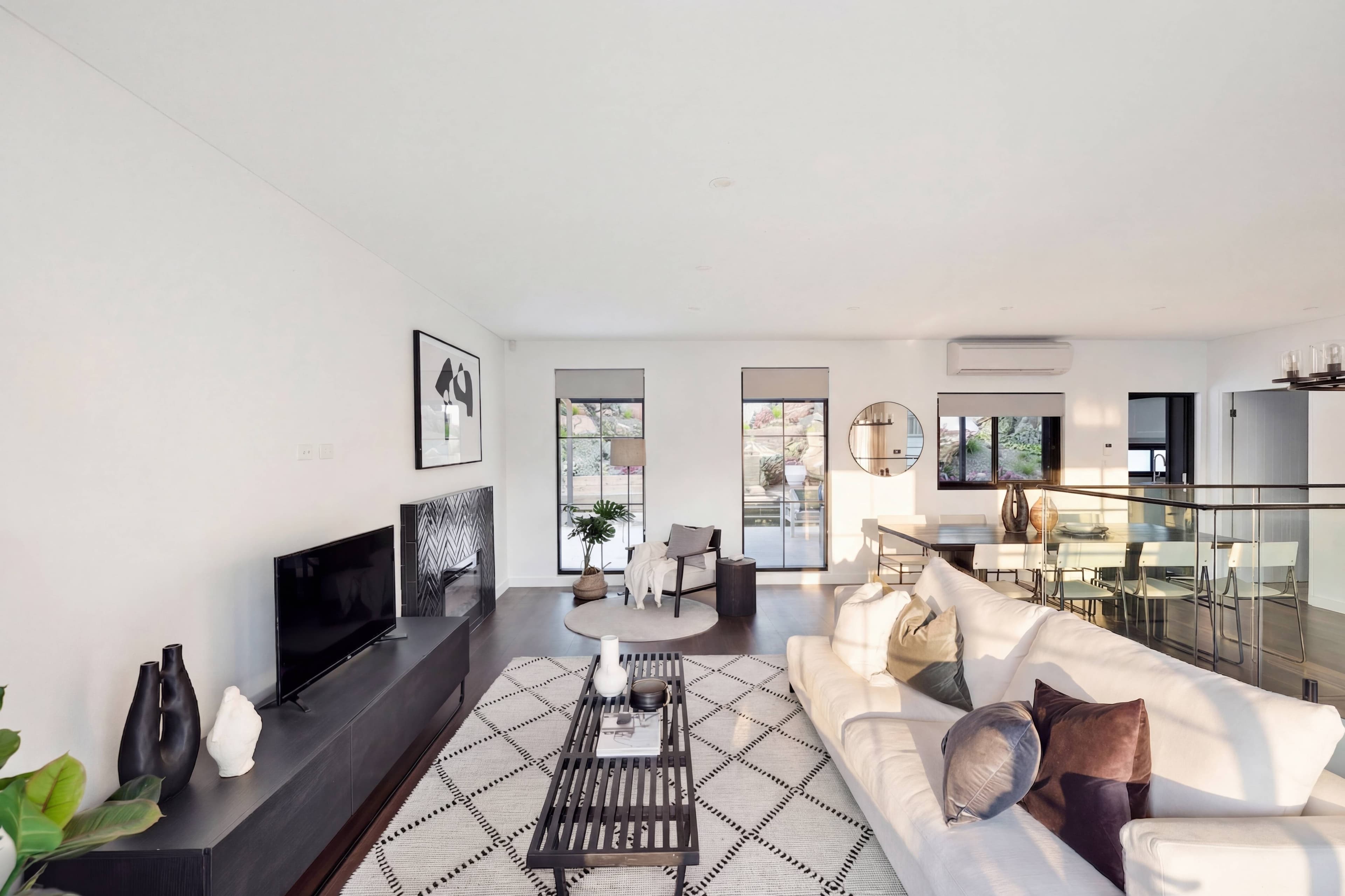 14 Carinya Road, Picnic Point - Thumbnail 3