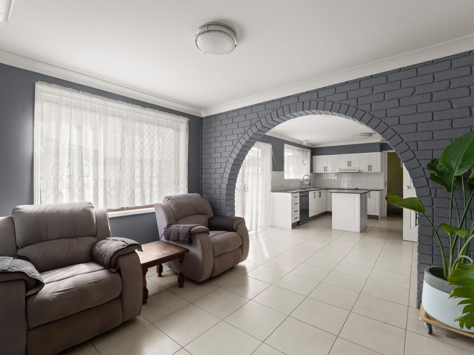 6 Dandar Place, Bradbury - Thumbnail 3