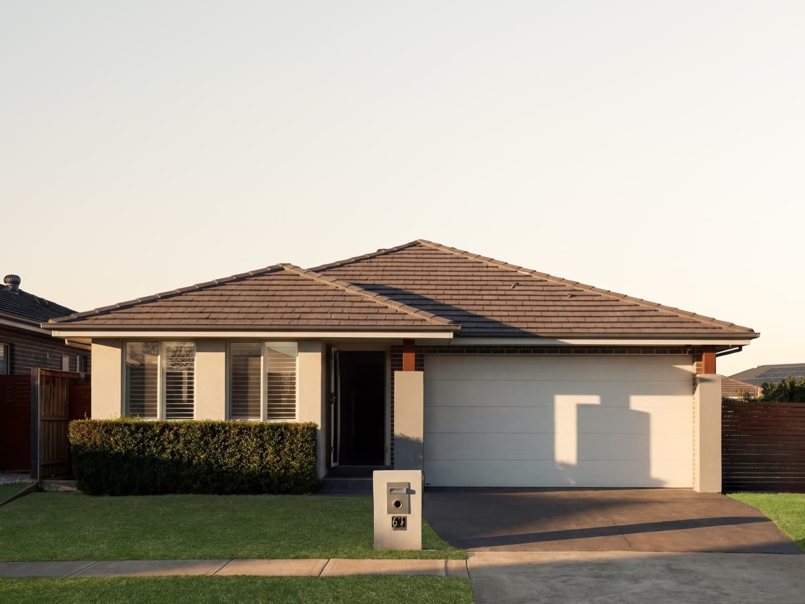 64 Silverwood Street, Gledswood Hills - Image 1