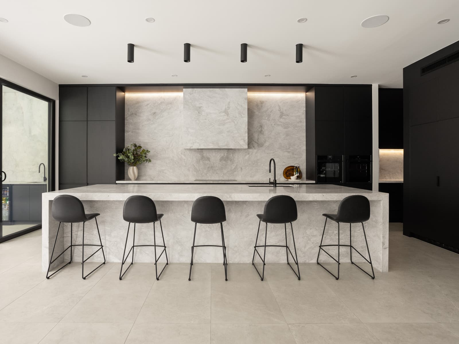 36 Farview Drive, Denham Court - Thumbnail 2