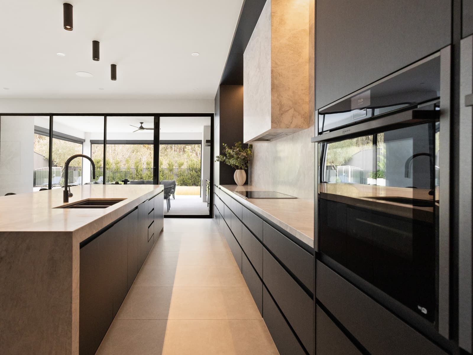 36 Farview Drive, Denham Court - Thumbnail 8
