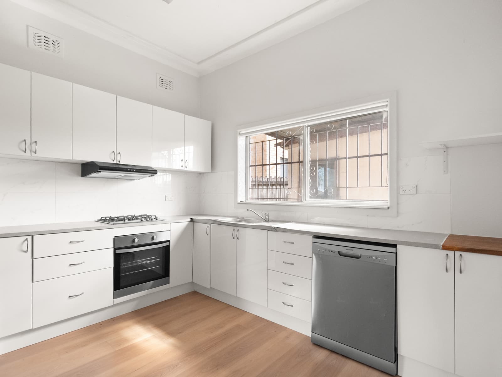 49 Columbine Avenue, Punchbowl - Thumbnail 5