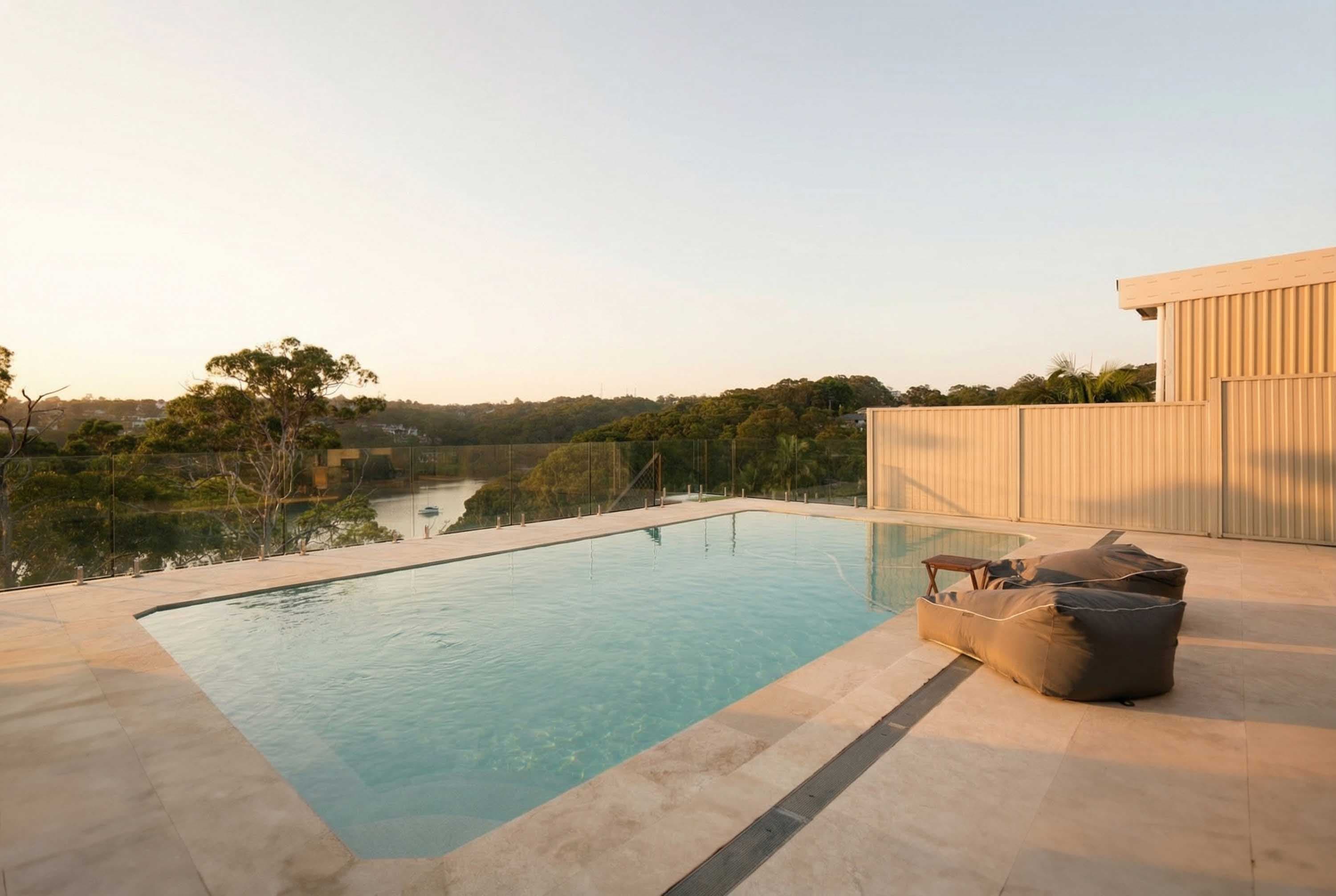 9 Woodlands Avenue, Lugarno - Thumbnail 2