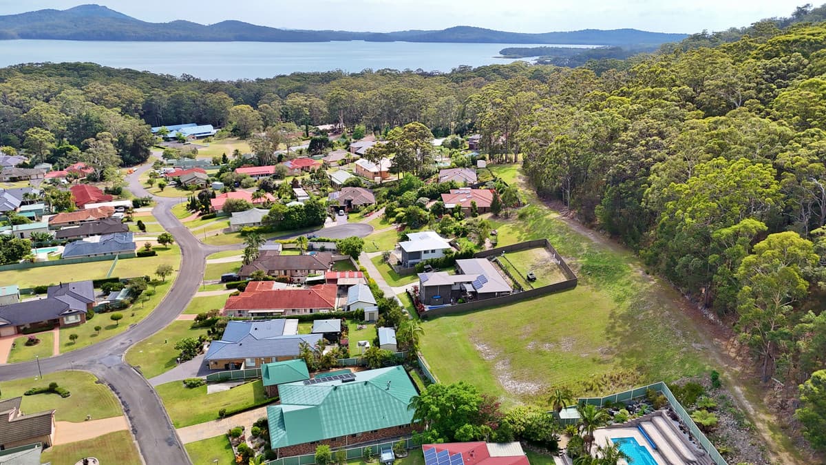 4 Candlebark Court, Lakewood, Lakewood - Thumbnail 3