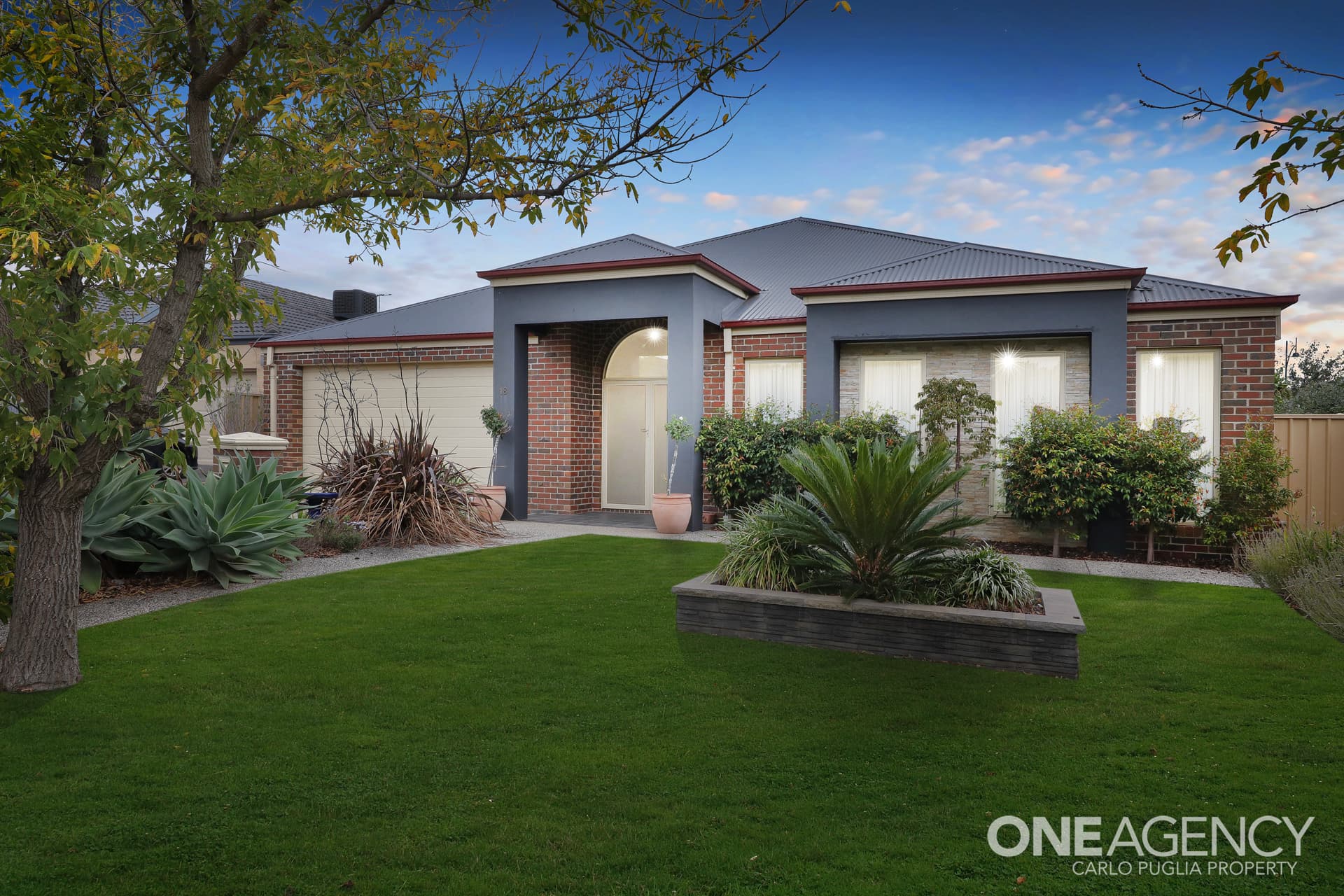 18 Elsternwick Street, Caroline Springs, Caroline Springs - Image 1