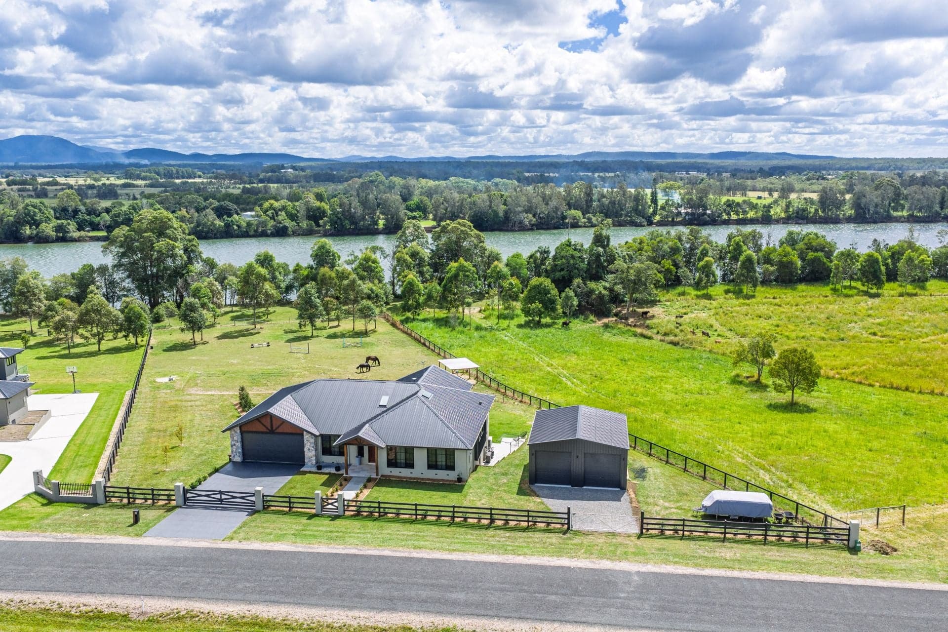 11 Riviera Place Sancrox NSW, Sancrox - Thumbnail 2