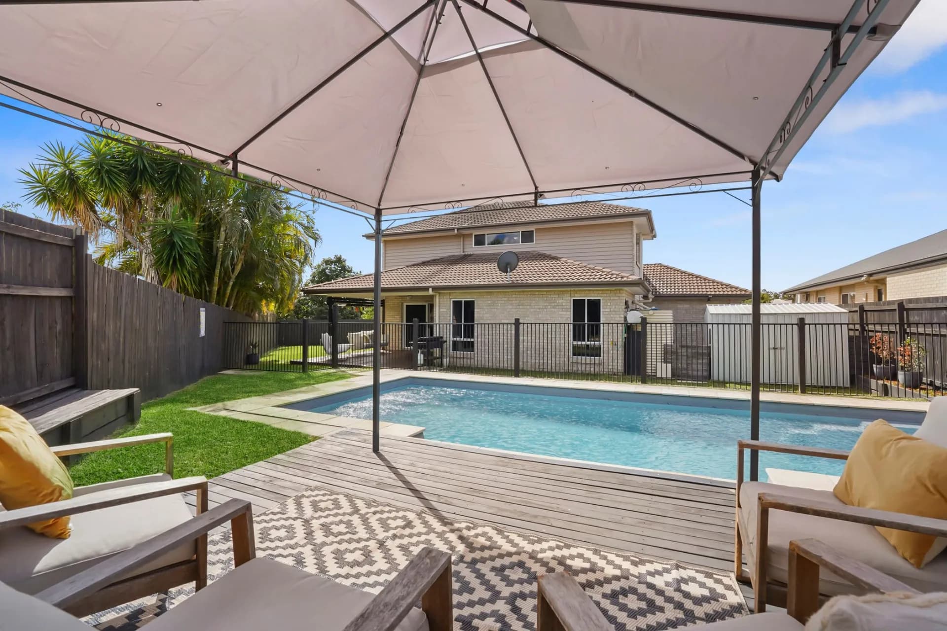 22 Kingdom Circuit, North Lakes - Thumbnail 4