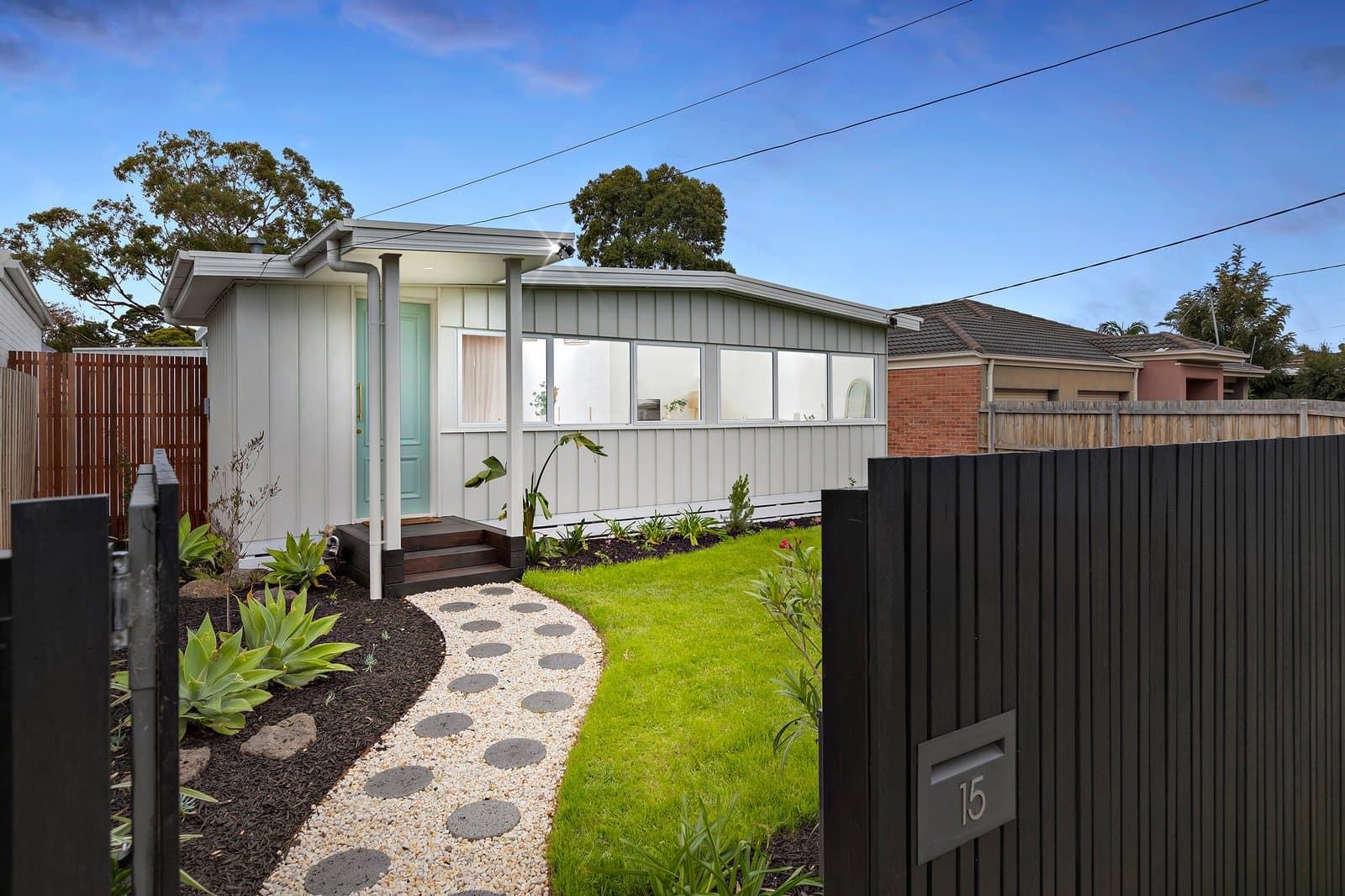 15 Chicquita Avenue, Seaford, Seaford - Image 1