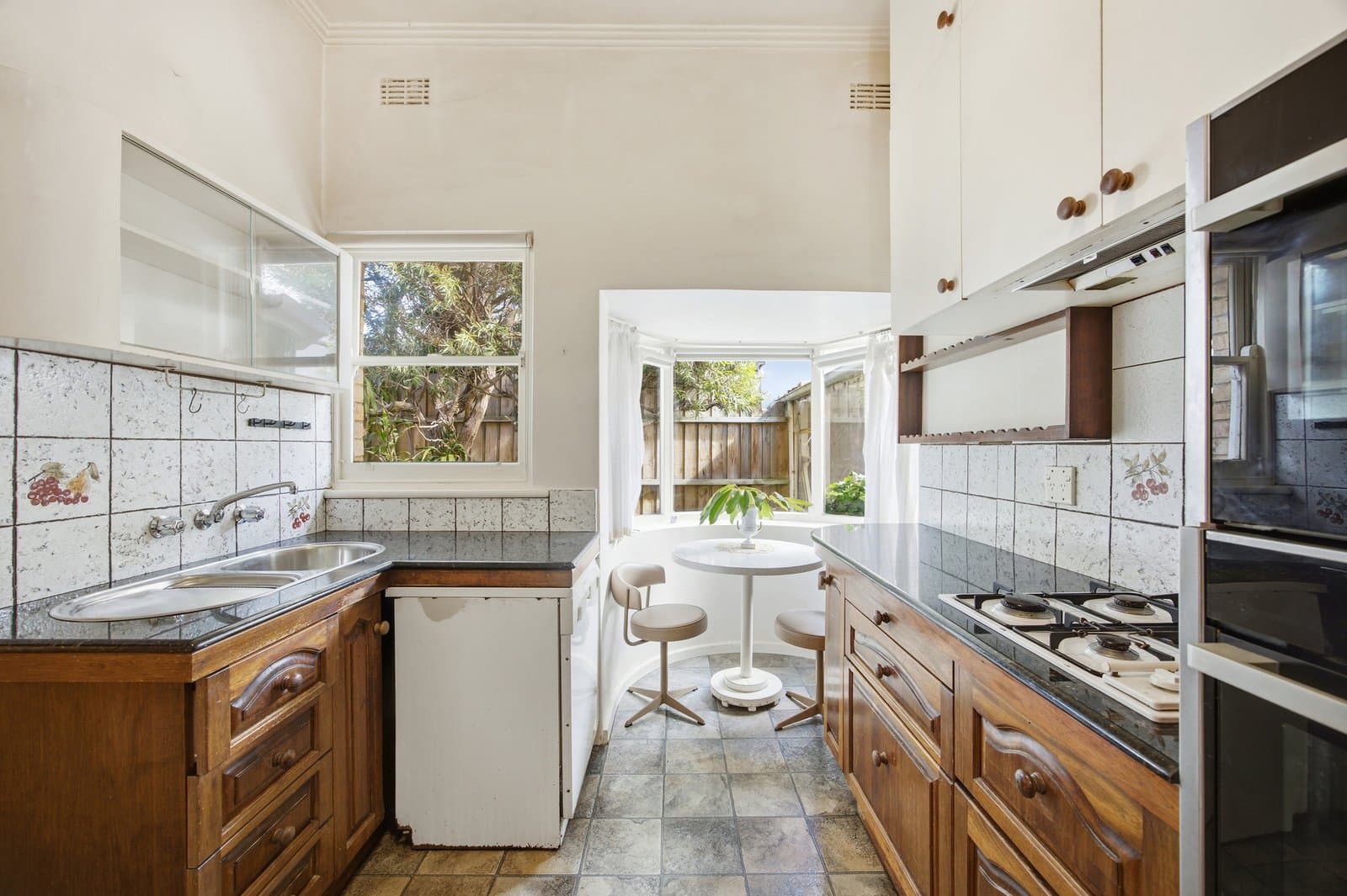 18 Point Avenue, Beaumaris, Beaumaris - Thumbnail 4